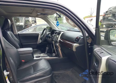 2017 Toyota 4Runner Limited z USA, uszkodzony, nr VIN JTEBU5JR4H5417641